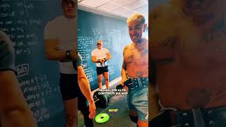 Emis e Massimo in palestra 🏋🏻‍♂️😅 Emis Killa Massimo Pericolo  RAPTOP [upl. by Wolfram]