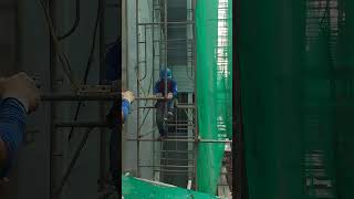 Ilevel ang transom constructionlife shortvideo scaffolder [upl. by Mailli]