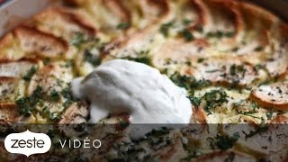 Comment cuisiner un clafoutis aux pommes  Zeste [upl. by Akirdnuhs]