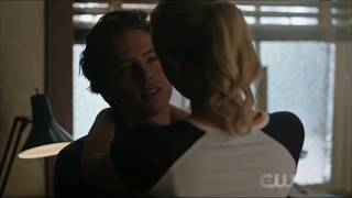 Betty and Jughead Kiss  Riverdale 3x02 [upl. by Xer672]