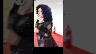 Cher  Não  e sim é a Paulette Pink apresentandi o festival ￼de cinema Internacional cher [upl. by Yarehs]