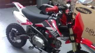 Dirt Bike APOLLO D2 125CC  2013 [upl. by Ydnak]