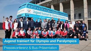 2019  Frühjahrsfinale  Pressekonferenz und BusPräsentation [upl. by Vinaya]