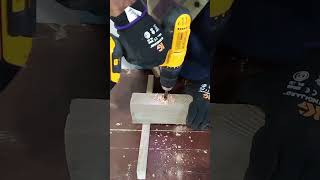 Taladro Inalambrico DEWALT DCD771 Perforación en Madera boxing DEWALT [upl. by Yuu]