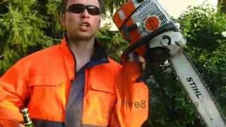 Bier Stihl Salle 2012 How to open a bottle of beer with a chainsaw ORIGINAL [upl. by Haleemaj]