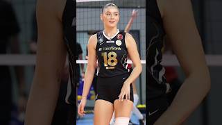 Zehra Gunes Vakifbank volleyball ❤️❤️volleyball volleyball shorts viralshort [upl. by Kristof]