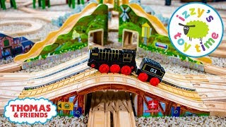 Thomas and Friends BRIDGE CHALLENGE Fun Toy Trains  Thomas Train with Brio for Children [upl. by Karyl719]