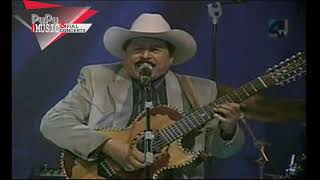 LOS CADETES DE LINARES DE ROSENDO CANTU EN VIVO EN MASTERSHOW 2005 [upl. by Kehsihba]