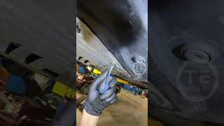 How Over Torqued Is The Drain Plug 🔧🤔 17 Honda Civic Edition honda oilchange pov overtorqued [upl. by Esiled]