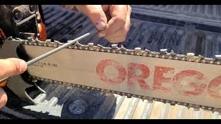 How to file a chainsaw chain Throw away your file guides [upl. by Honey725]