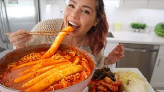 SUPER LONG SPICY RICE CAKES 먹방 MUKBANG 김치찌개 W STEPHANIE SOO MISSMANGOBUTT 떡볶이 [upl. by Athalia]