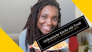 Spaghetti Pfannkuchen BasisKüche auch für Veganer geeignet  Afrikanische Küche mit Trudi [upl. by Linnea]