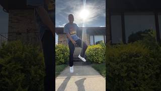 Hitting this dance on a windy day ✌🏽dance dancevideo dancecover dancer shorts [upl. by Virginia961]