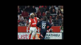 Reims vs Brest  Junya Itos quick steal ̣ [upl. by Hyo839]