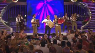 Hansi Hinterseer amp Tiroler Echo  Gmiatliche Leut amp Polka [upl. by Stiles276]