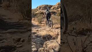 Ladies ride mtb downhillmountainbike downhillbike mtbdownhill mtbgirl venezuelagirls [upl. by Critchfield701]