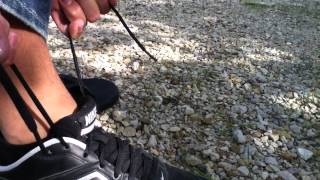 Faire ses lacets  astuce pour lacer ses chaussures [upl. by Lander]