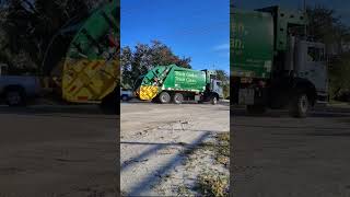 Roll Off Compactor WM Rolling in garbagetruck autocar mack labrie refusetruck [upl. by Ahgiela]