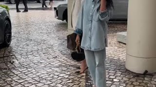 Leïla Bekhti est arrivée au Festival de Cannes [upl. by Enajaras655]