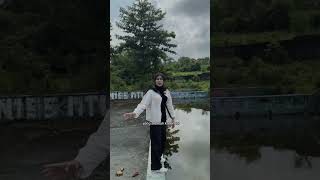 Masuk ke kolam terbengkalai  Part 2 putrierika penelusuran [upl. by Eyllib]