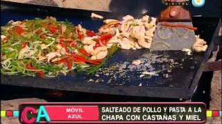 Salteado de pollo y pasta a la chapa con castañas [upl. by Pearce461]