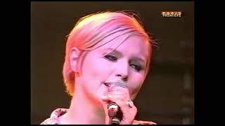 The Cardigans Live NME Brat Bus Tour 1996 5  Daddys Car [upl. by Troc]