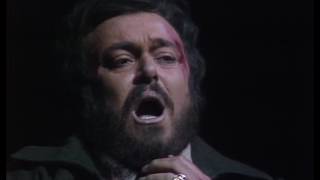 E lucevan le stelle Luciano Pavarotti 1978 english captions [upl. by Webster871]