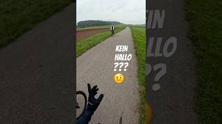 Begrüßung ist das A und O beim Radfahren 🙋‍♂️🚴‍♂️rennrad rennradfahren [upl. by Jaime]