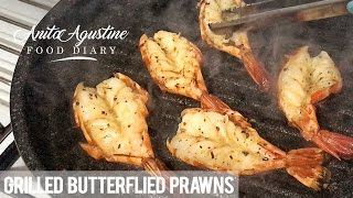 Butterflied Prawns in 1 Minute [upl. by Alleuqram]