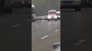 A1 Breite Rettungsgasse wie sie sein soll 1ELW11 Alarmfahrt Einsatzfahrt Autobahn BAB1 [upl. by Norud]