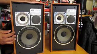 Vintage Wharfedale Linton 3XP Main  Stereo LoudSpeakers 197475 very good sound [upl. by Keriann772]