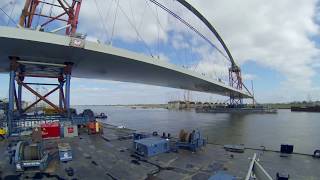 De bouw van stadsbrug De Oversteek bij Nijmegen [upl. by Anilave947]