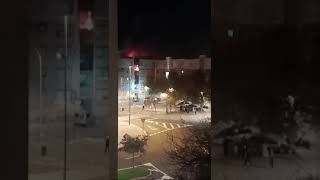 Incendio en un edificio de El Torrejón de Huelva esta madrugada Vídeo Redes sociales [upl. by Drolyag]