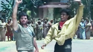 Hum se na Takrana  Dharmendra Mithun Chakraborthy  Shailendra Singh Mohammad Aziz  Title Song [upl. by Orsa177]