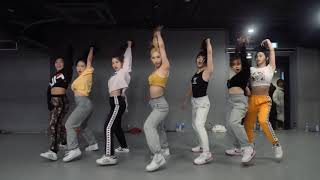 Mirrored 7 rings  Ariana Grande  Mina Myoung Choreography [upl. by Prentice]