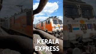 Kerala Express rips Gudiyattam train expresstrain keralaexpress locopilot trainvideos kerala [upl. by Brasca451]