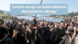 Catoira acoge un multitudinario desembarco vikingo en las Torres do Oeste [upl. by Shandra871]