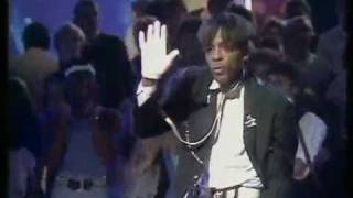 Shalamar  A night to remember  Live  TOTP 1982 [upl. by Lorinda]