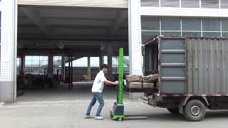 montacargas electrico 500kg self loading stacker apilador electrico [upl. by Olaf]