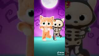 Spooky Scary Skeletons Dance Remix TikTok challenge 2021 [upl. by Nels184]