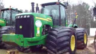 John Deere 9520 Pull tractor [upl. by Drofxer444]