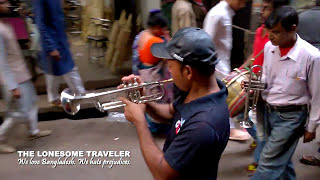 Experiences in unknown Bangladesh Dhaka Hindu Street Shankhari Bazar [upl. by Frankie]