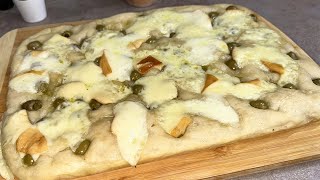 FOCACCIA PIZZA OLIVE E MOZZARELLA [upl. by Landa]