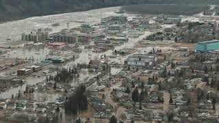 Fort McMurray noon April 27th 2020 drone flight showing the flooding and Athabasca River level [upl. by Melonie]