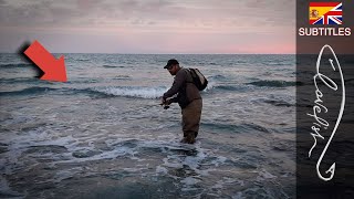 Pescare le spigole tra sabbia e scogli con mare calmo dove lanciare e come recuperare [upl. by Paolo943]