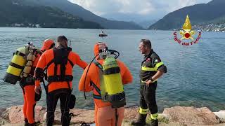 Giovane scompare tra le acque del lago soccorso disperato a Porto Ceresio [upl. by Ahsircal]