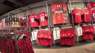 MANCHESTER UNITED MEGASTORE WALK TOUR OLD TRAFFORD MANCHESTER UNITED KINGDOM 4K VIDEO [upl. by Hairabez]