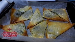 TriÃ¡ngulos de masa filo rellenos de espinaca y queso vegan [upl. by Onfre]