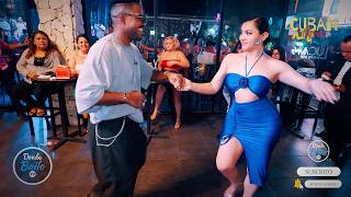 Mexicana impresiona a Cubano Bailando Salsa  Adonis Santiago y Grace  Cuban Fever 2024 [upl. by Kendal]