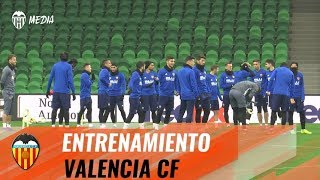 EL VALENCIA CF SE EJERCITA EN LA PREVIA DEL PARTIDO ANTE EL [upl. by Rhona]